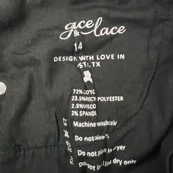 Grace & Lace New Button Fly Faded Black Distressed Repurposed Denim size 14 - Picture 5 of 6